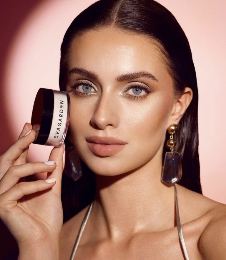 Eva Garden zijdezachte poeder om make-up te fixeren voor een flawless uitstraling